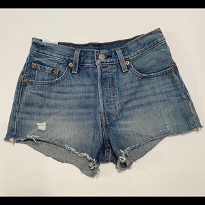 LEVI’S 501  HIGH-WAISTED DISTRESSED SHORTS